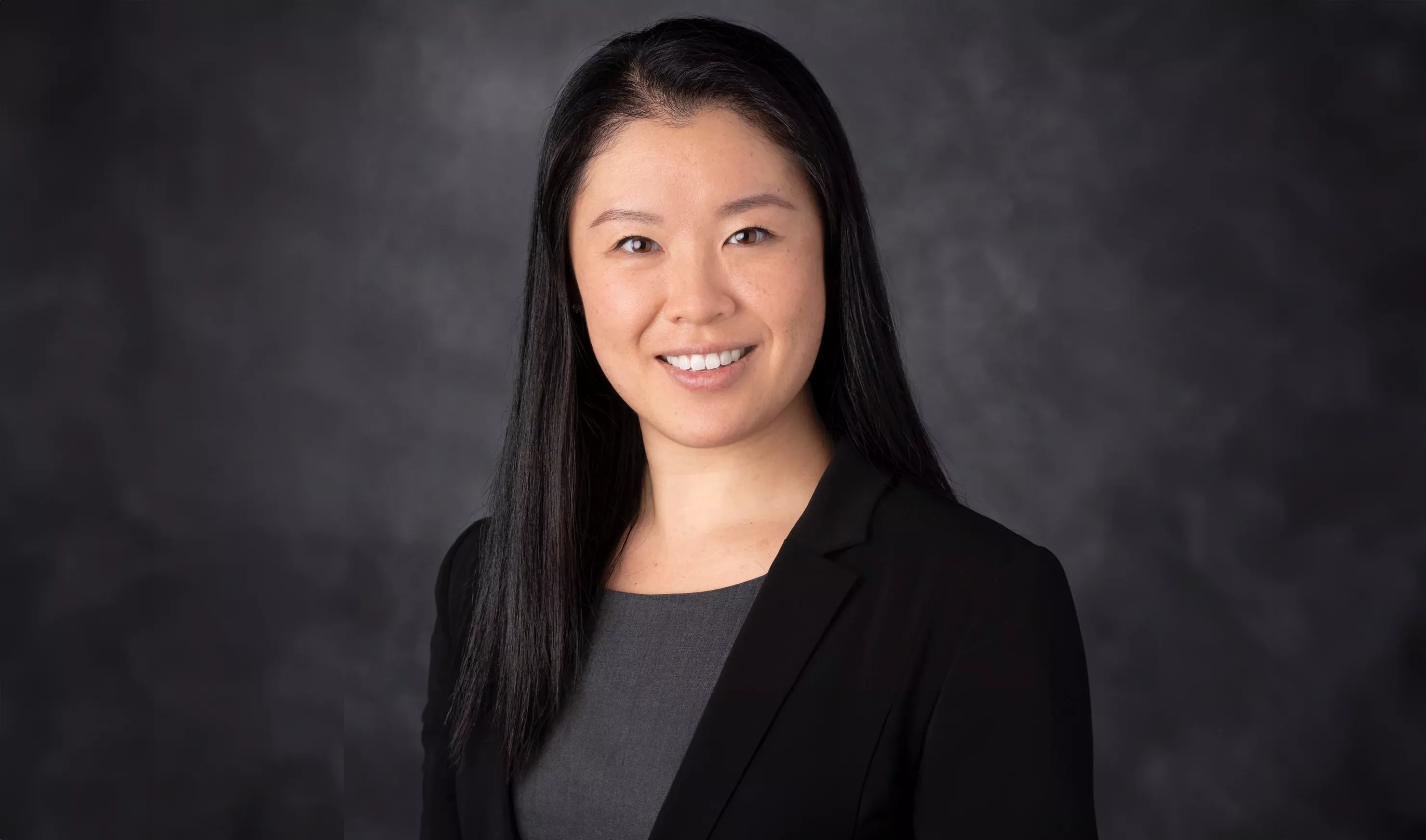 Dr. Anna Zhou